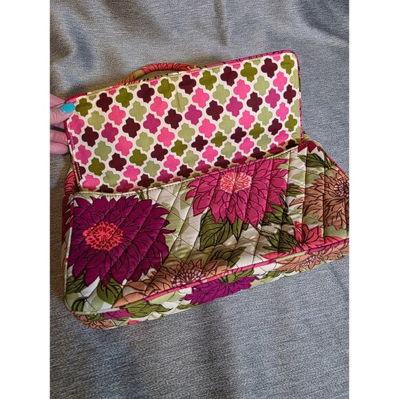 Bag Vera Bradley Knot Just A Clutch Hello Dahlia Pocket Book Handle Handbag - Picture 3 of 7